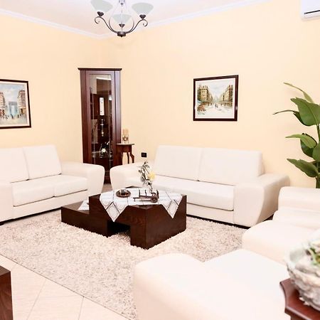 Heart Of Tirana Villa Bagian luar foto