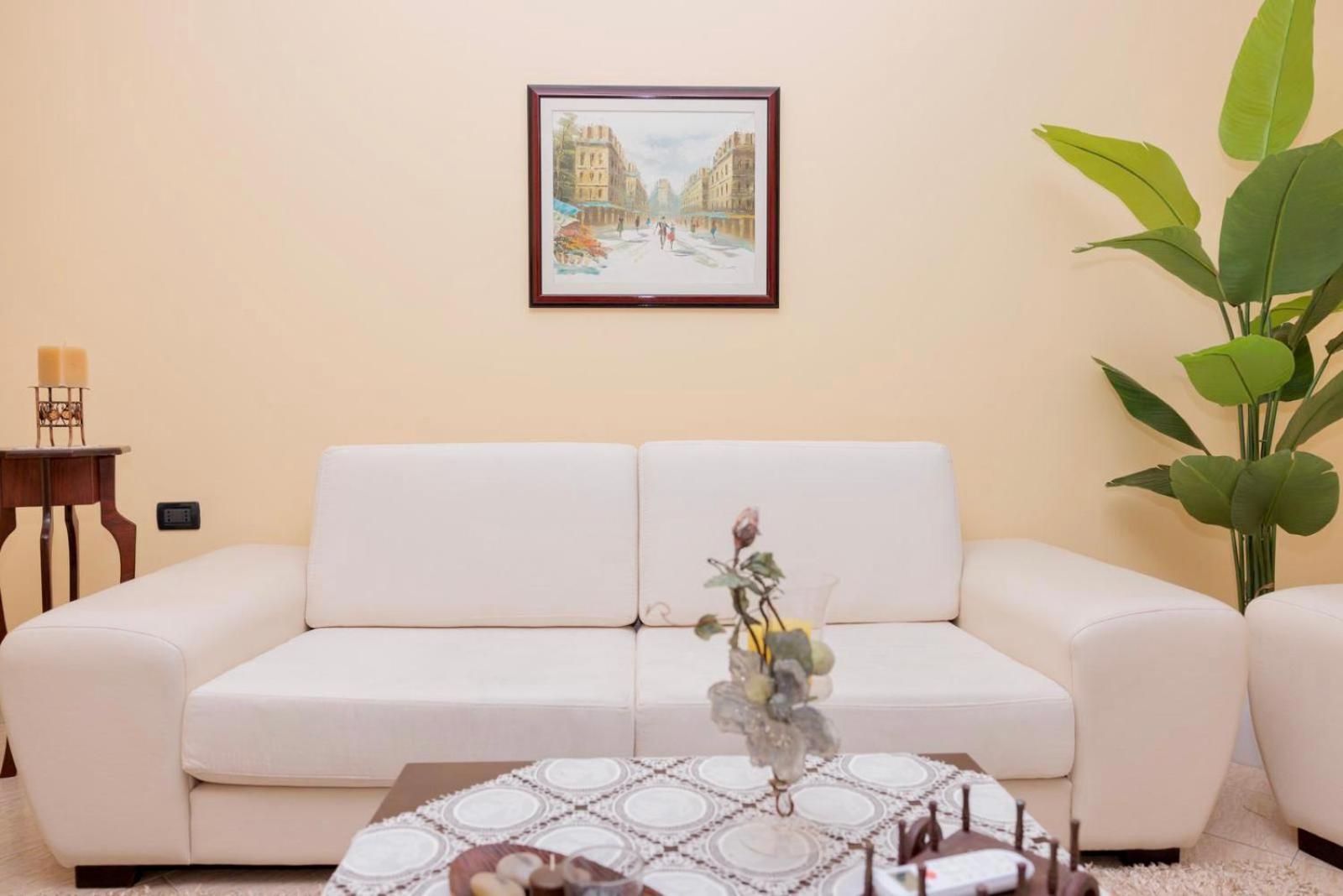 Heart Of Tirana Villa Bagian luar foto